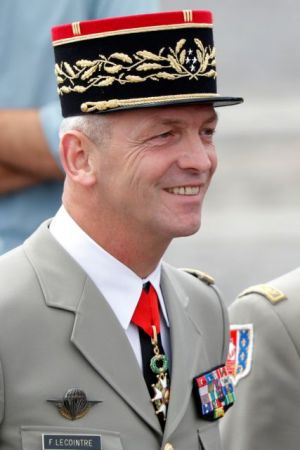Γαλλία: Ο Φρανσουά Λεκουάντρ στην αρχηγία των Ενόπλων Δυνάμεων
