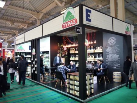 Κινέζοι και Ευρωπαίοι πολιορκούν την Τυράς