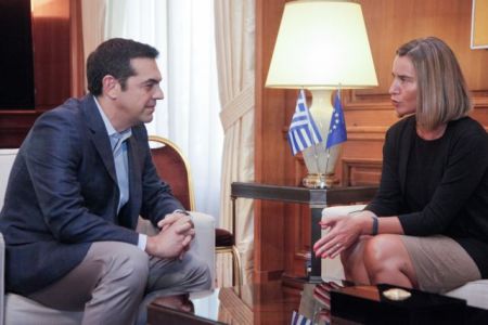 Οι σχέσεις με την Τουρκία στο τραπέζι Τσίπρα και Μογκερίνι