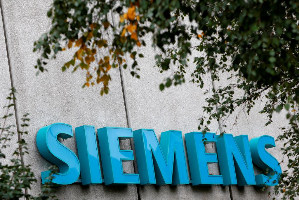 Δίκη Siemens: Ο  Χριστοφοράκος μιλούσε με πολιτικούς από όλους τους χώρους