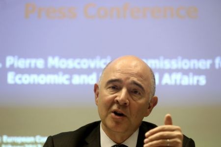 Μοσκοβισί: Oι εταίροι να τηρήσουν τις δεσμεύσεις τους για το χρέος