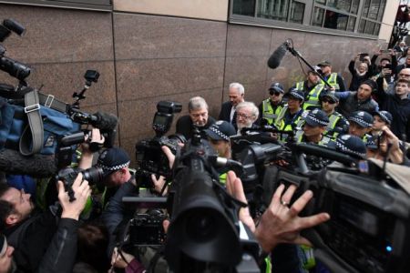 Ο υπουργός Οικονομικών του Βατικανού σε δίκη για σεξουαλικά εγκλήματα