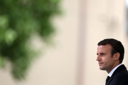 Γαλλία: Μεγάλη πτώση της δημοτικότητας Μακρόν