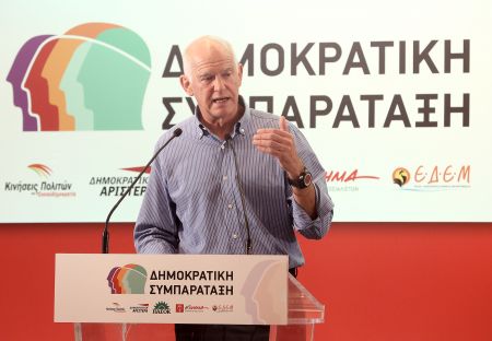 Γ.Παπανδρέου: Ο Τσίπρας σκυλεύει τη μνήμη του Α.Παπανδρέου