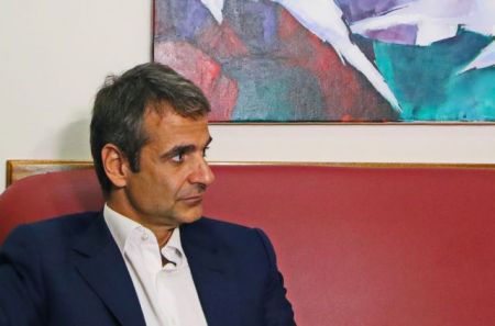 Σφοδρή επίθεση Μητσοτάκη στον Πρωθυπουργό – ΝΔ: Τσίπρας και ανάπτυξη είναι δυο έννοιες ασύμβατες