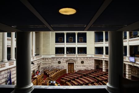 Τροπολογία για απαλλαγή ακινήτων εκτός Αγίου Όρους από ΕΝΦΙΑ