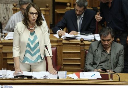 Παζάρι για τη ρύθμιση των οφειλών σε Εφορία και Ταμεία