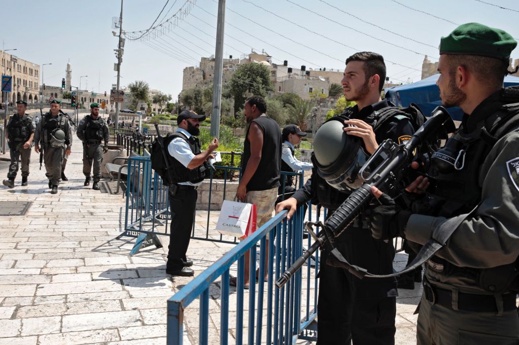 Το Ισραήλ περιορίζει ξανά την είσοδο στο Όρος του Ναού