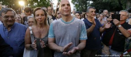 Ένα πρωϊνό, ο Βαρουφάκης…