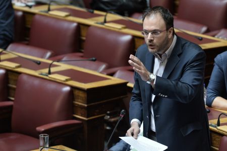 Το σκέφτεται ο Θεοχαρόπουλος να διεκδικήσει την ηγεσία της Κεντροαριστεράς