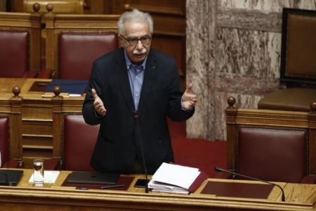 Έντονη αντίδραση της ΝΔ για τα περί μη στράτευσης Γαβρόγλου