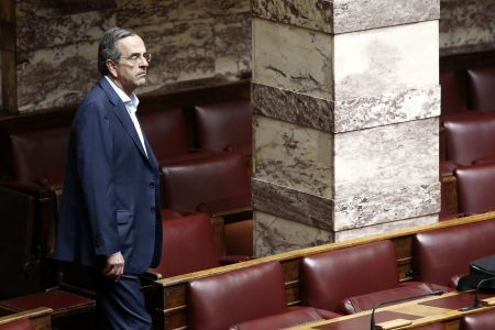 Μηνύει Τσίπρα – Παπαγγελόπουλο ο Σαμαράς για τη Novartis