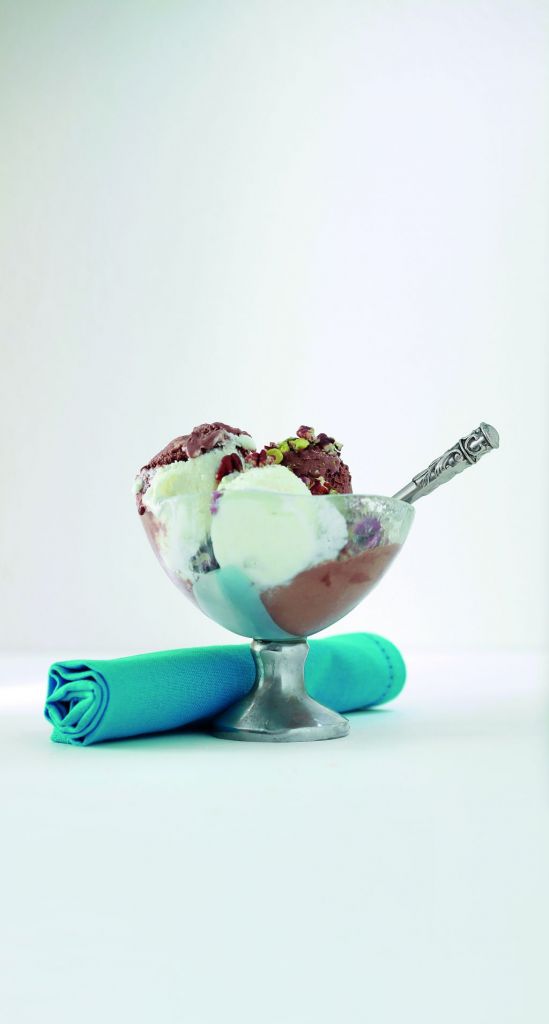 Parfait σοκολάτας υγείας, γάλακτος ή λευκής