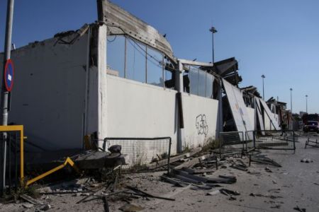 Μέτρα προστασίας σε κτίριο όπου στεγάζονταν οι υπηρεσίες λιμένα Πάτρας