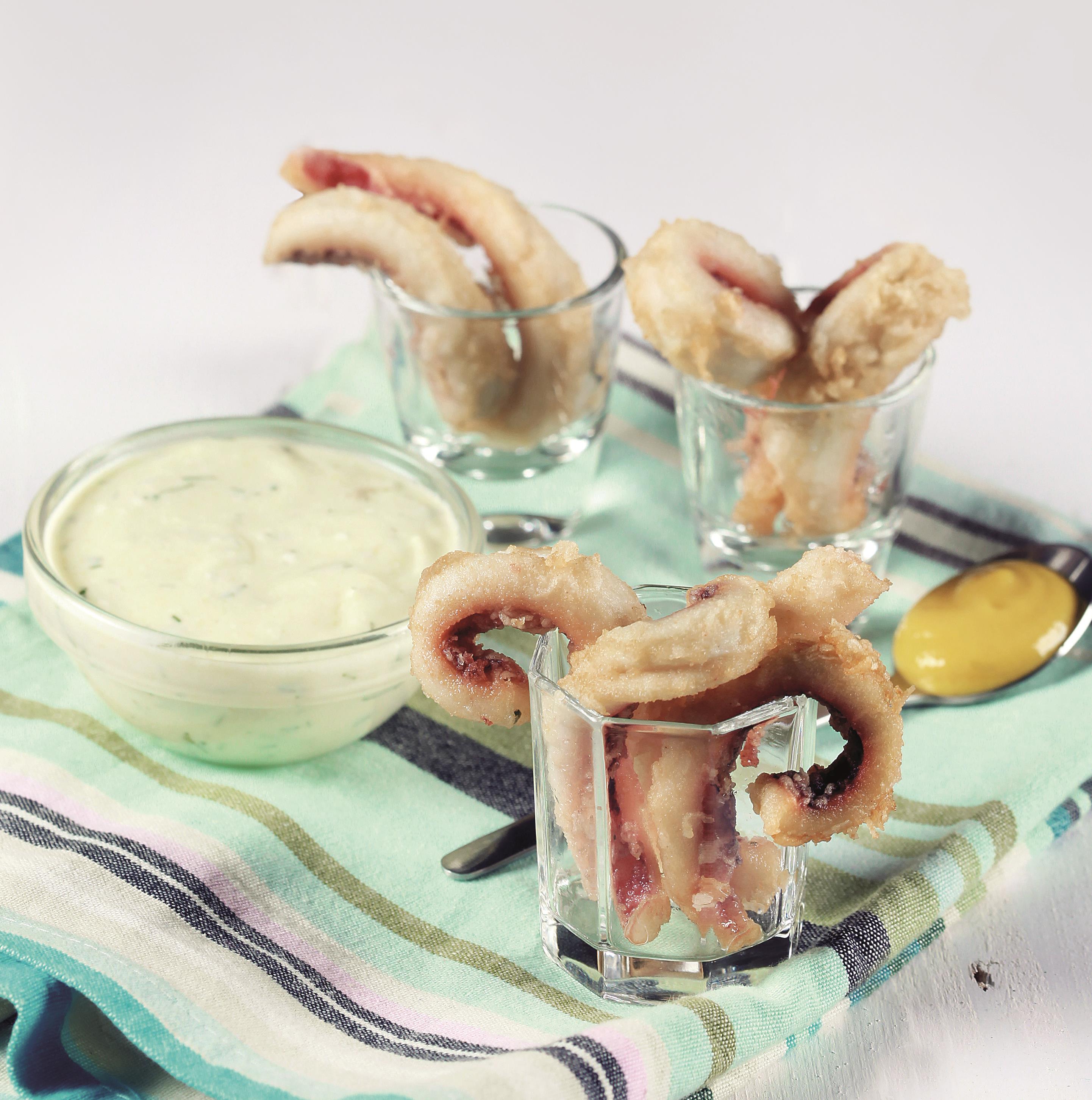 Θράψαλα στο τηγάνι με ντιπ γιαουρτιού