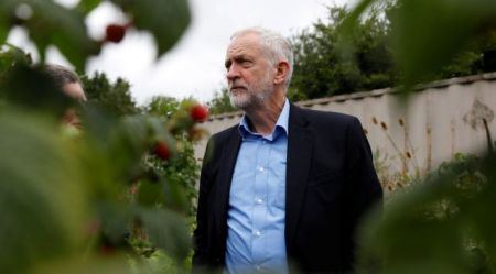 Ήπιο Brexit θέλουν οι Εργατικοί – «Ναι» σε ενιαία αγορά και τελωνιακή ένωση