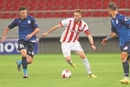 Ο «καπετάνιος» μένει στο λιμάνι