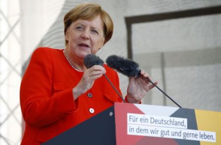 Μέρκελ: Πράξη δικαιοσύνης η μη δημιουργία νέου δημόσιου χρέους