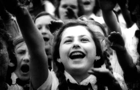 Αναζητώντας την ψυχολογία του φασισμού