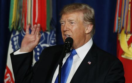 Τραμπ:  Αύξηση στρατευμάτων στο Αφγανιστάν και όχι απόσυρση