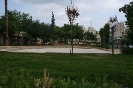 Με εντατικούς ρυθμούς τα έργα στην πλατεία Πηγάδας στον Πειραιά