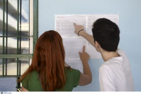 Γαβρόγλου: Αύξηση κατά 3.000 των εισακτέων σε ΑΕΙ και ΤΕΙ