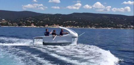 Πρωτότυπο όχημα θα «πετάει» πάνω από τον Σηκουάνα