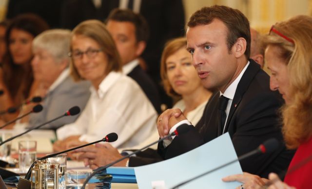 Τα εργασιακά πρώτο καυτό τεστ για τον Μακρόν