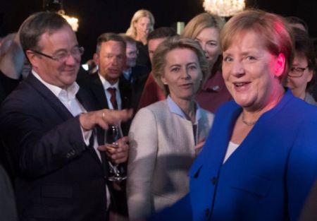 Σαρωτική η Μέρκελ και στην τηλεμαχία έναντι του Σουλτς