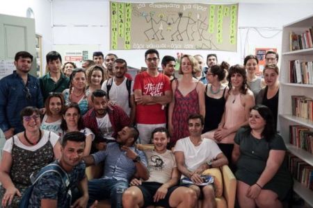 Κυριακάτικο σχολείο για όλους τους μετανάστες