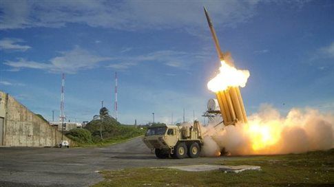 Αντιδράσεις στη Ν.Κορέα για τη μεταφορά του αντιπυραυλικού THAAD