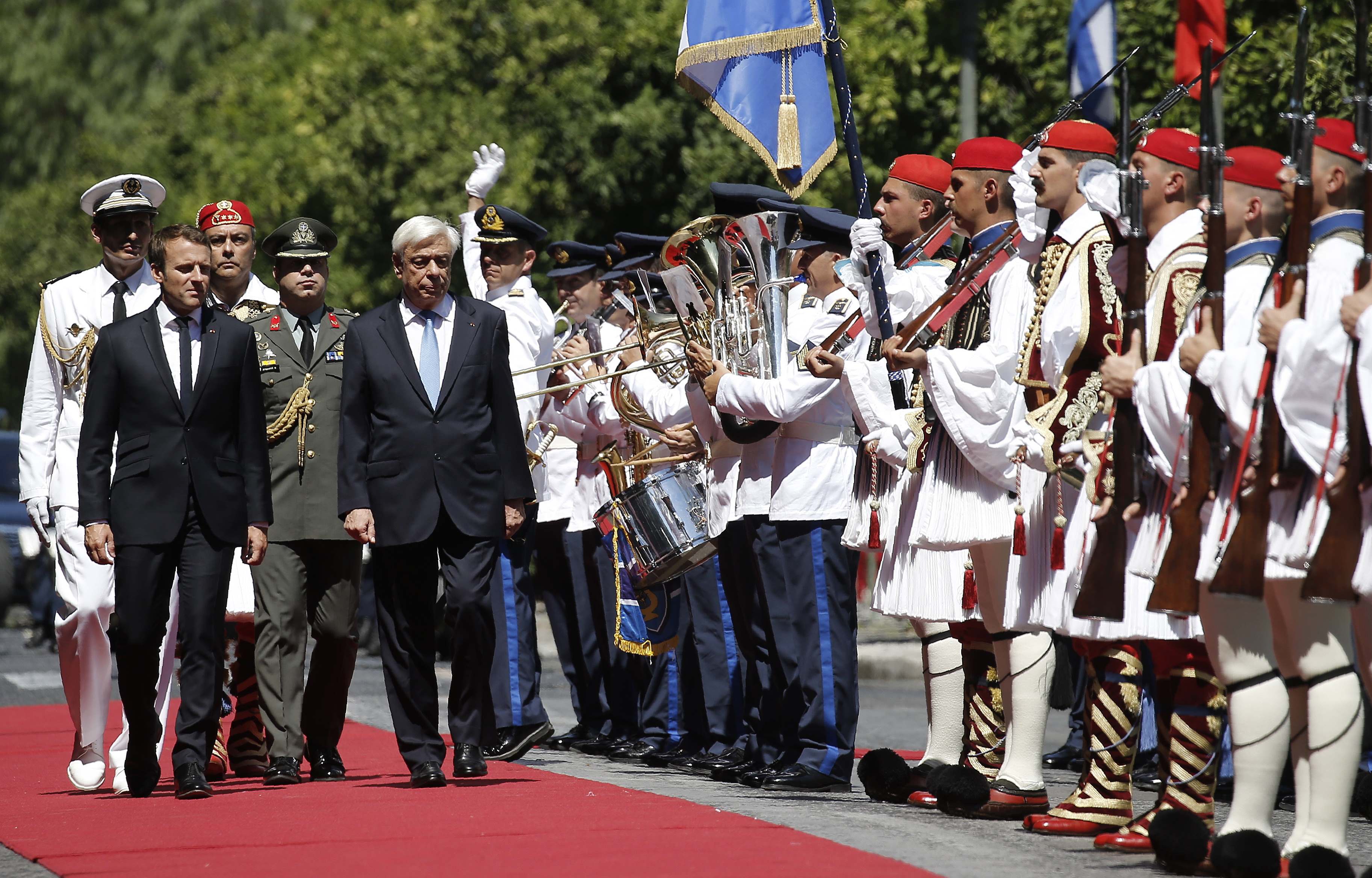 Στην Αθήνα ο πρόεδρος της Γαλλίας Εμανουέλ Μακρόν (συνεχής ενημέρωση)