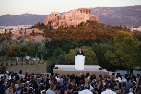 Welt:  Στο λίκνο της δημοκρατίας ο Μακρόν καλεί σε επανίδρυση της ΕΕ