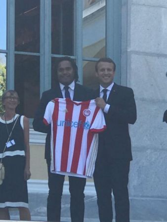 Η… αθλητική διάσταση της επίσκεψης Μακρόν