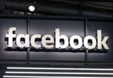 Facebook: Έρχεται το διπλό newsfeed;
