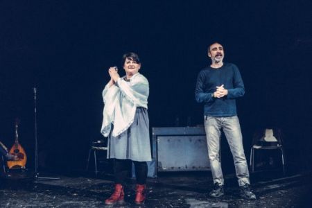 Ερωτας, τραγούδια και ιστορία