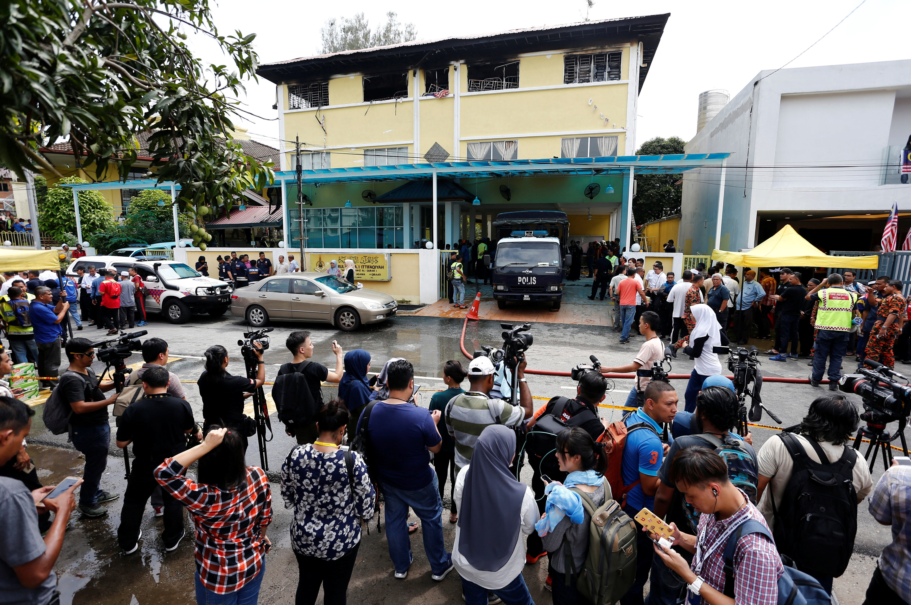 Μαλαισία: Τουλάχιστον 25 νεκροί από πυρκαγιά σε ιεροδιδασκαλείο