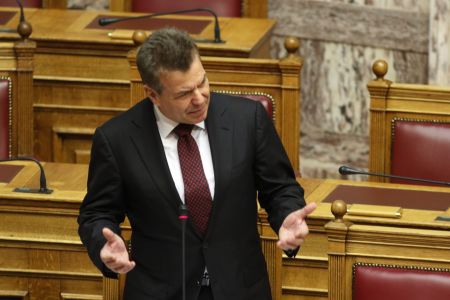 Παρεμβάσεις για νέο «λίφτινγκ» στον νόμο Κατρούγκαλου προανήγγειλε ο Τ. Πετρόπουλος