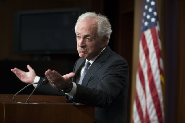 Κόρκερ: Ο Τραμπ μπορεί να μας οδηγήσει σε Γ’ Παγκόσμιο Πόλεμο