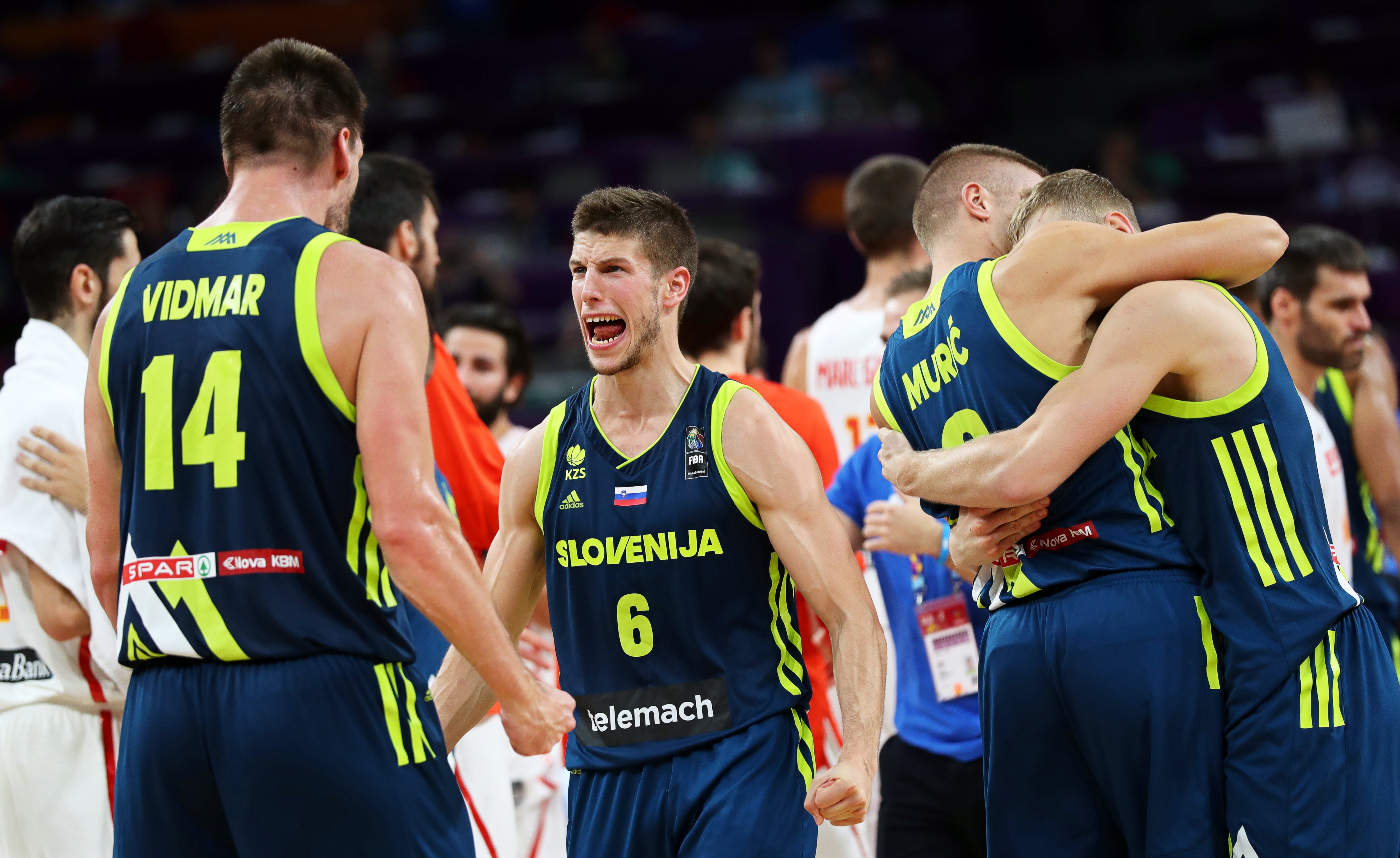 Η Σλοβενία αποκαθήλωσε την Ισπανία και πέρασε στον τελικό