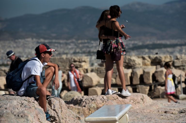 Στα €14,6 δισ. οι εισπράξεις από τον τουρισμό το 2017 | tovima.gr