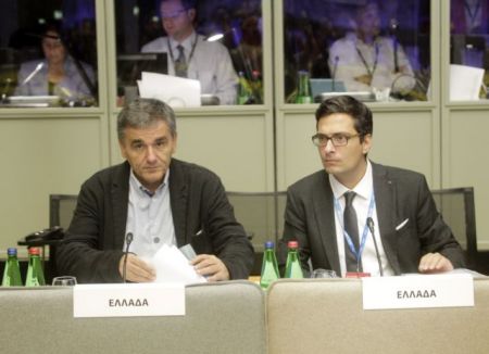 Τσακαλώτος: Δεν θα χρειαστούν νέα μέτρα το 2018 – Ανοιχτά τρία ζητήματα