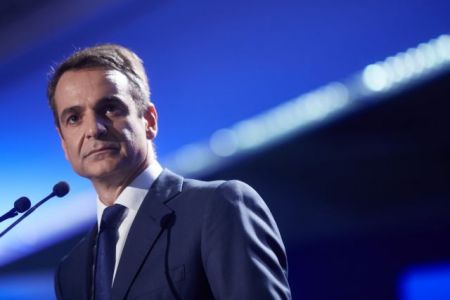 Μητσοτάκης: Η κυβέρνηση προσπαθεί με το ψέμα να κρατηθεί στην εξουσία