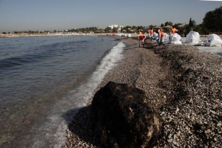 Υπάρχει ρύπανση και στη Σαρωνίδα επιβεβαιώνει το ΕΛΚΕΘΕ