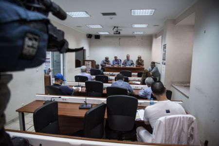 Η κατάρρευση των μισθών