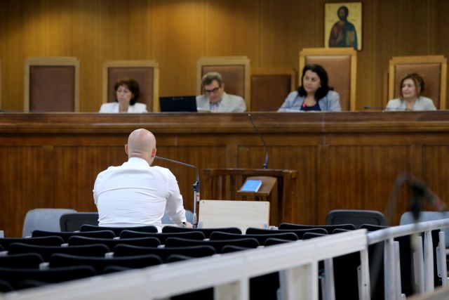 Μάρτυρες δίχως πρόσωπο απέναντι στη Χρυσή Αυγή