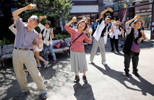 Ιαπωνία: Τα «τιμημένα γηρατειά» βγαίνουν στην… παρανομία
