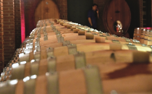 Αφημένη στην τύχη της η ελληνική οινοποιία