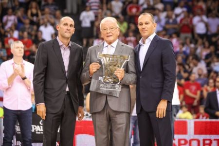 Ο Ολυμπιακός είπε «αντίο» στον θρύλο Ντούσαν Ίβκοβιτς