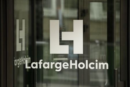Έρευνα για δύο ακόμη στελέχη της Lafarge από τις γαλλικές αρχές